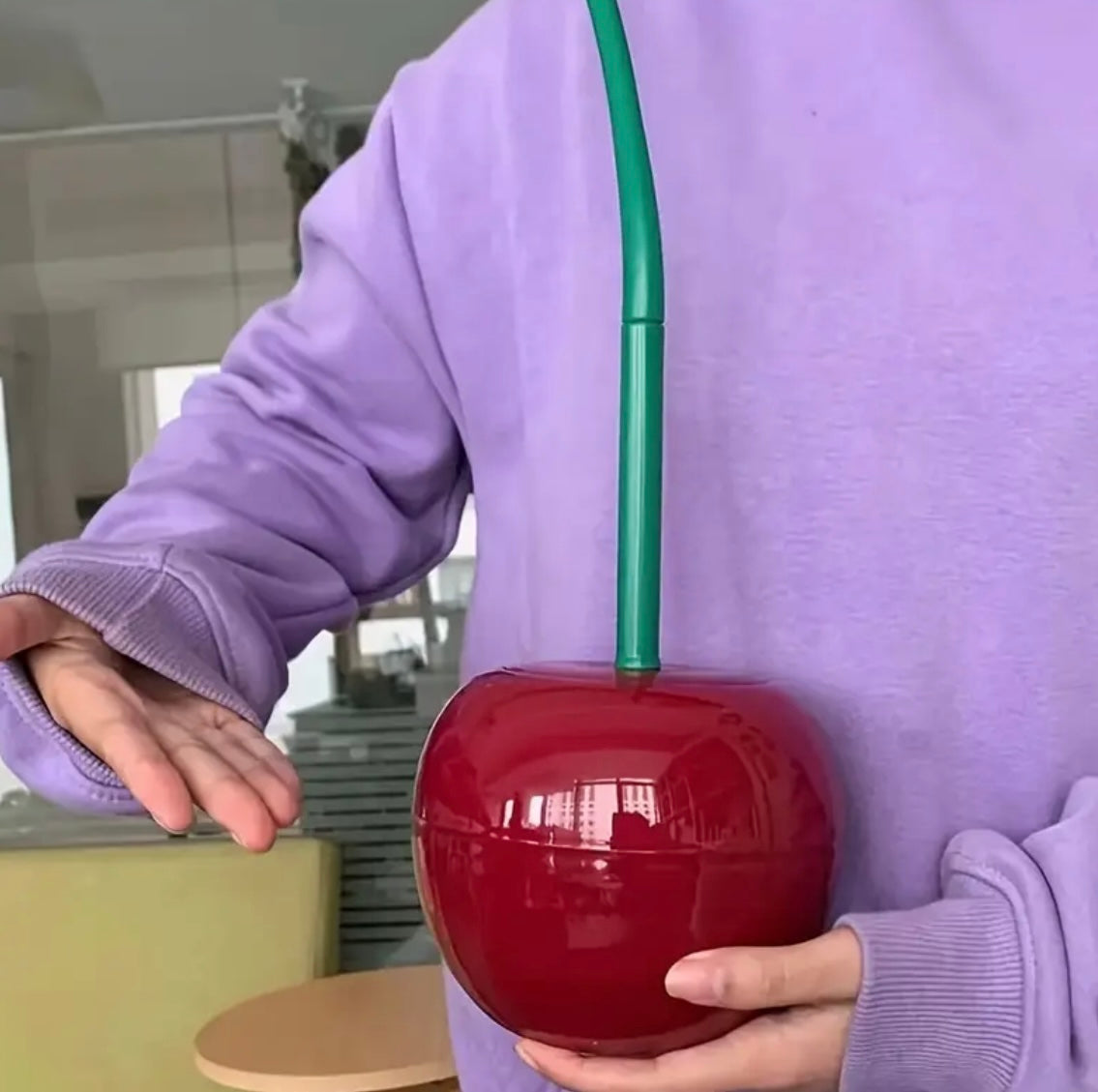 Spazzola per WC a Forma di Ciliegia – Plastica Resistente